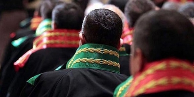 'Hakim ve savcı sayısı yıl sonu 20 bin civarına ulaşacak'