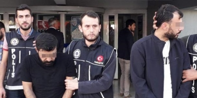 Araba lastiğinin içinde 350 bin TL değerinde uyuşturucu hap ele geçirildi