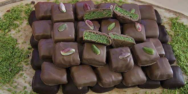 �ikolatan�n �d�ll� karde�leri