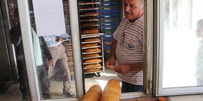 Hakkari'de de ekmek 1 lira 25 kuru