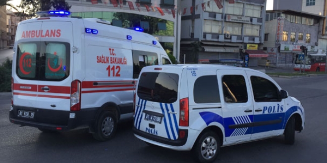 Nehir kıyısındaki bankta otururken burnundan vuruldu