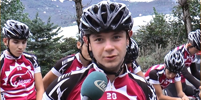 Tek iste�i bisiklete binmekti, �ampiyon oldu