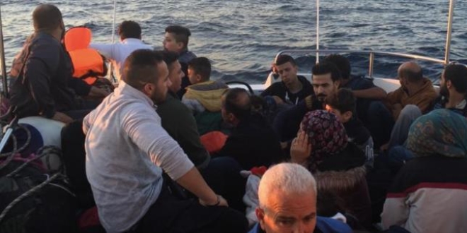 Didim'de 16'sı çocuk 32 kaçak göçmen yakalandı