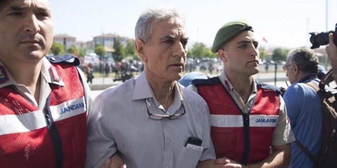 Akın Öztürk 'İsrail bizi sattı' demiş
