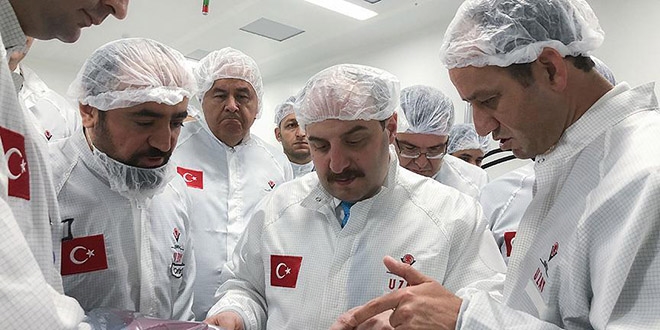 Bakan Varank'tan TÜBİTAK Uzay'a ziyaret