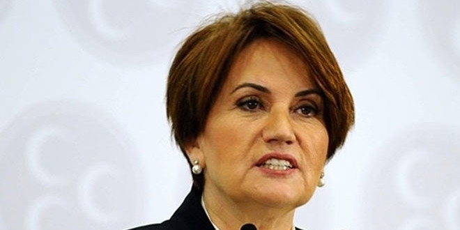 Akşener o geceyi anlattı: Ne yazık ki ortada bırakıldılar