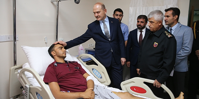 Bakan Soylu'dan gazilere ziyaret