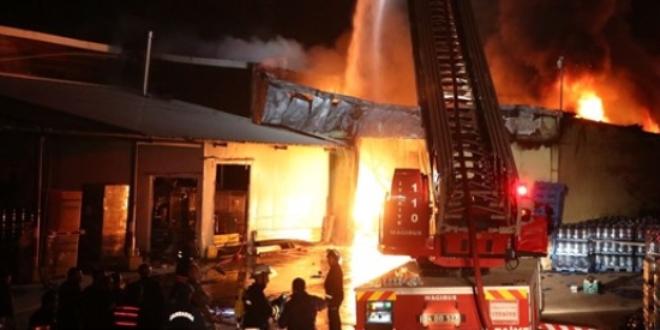 Abant'ta su dolum tesisinde yang�n