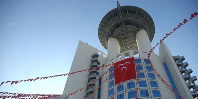 MHP, Akşener'in tutumu için adli makamlara çağrı yaptı