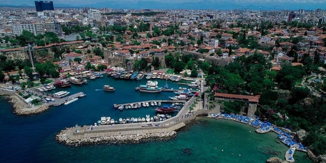 'Antalya bu sene 14 milyon konuk ağırlayacak'
