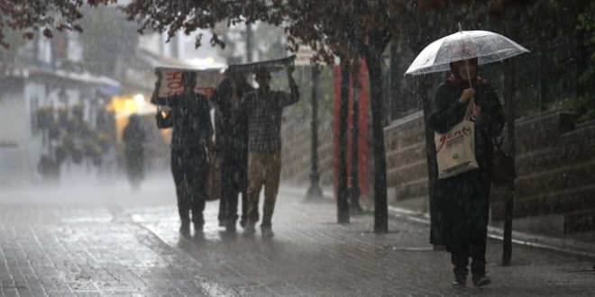 Meteorolojiden ülke geneli için sağanak uyarısı