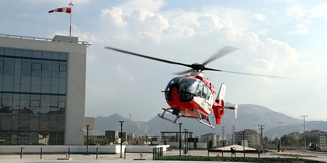 Kayseri ehir Hastanesi'nde hava ambulans hizmeti
