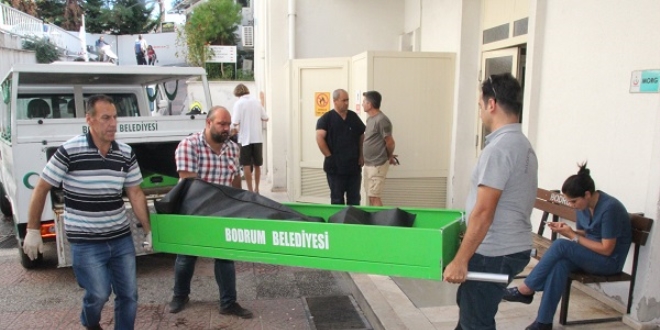 Muğla'da istinat duvarından düşen motosikletli öldü