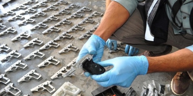 Torna at�lyesini silah imalathanesine d�n��t�rm��ler