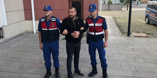 Yıllardır ölen kardeşinin ismi ile yaşamış