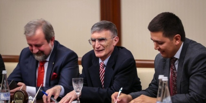 Nobel ödüllü bilim adamı Aziz Sancar'a Özbekistan'da fahri doktora