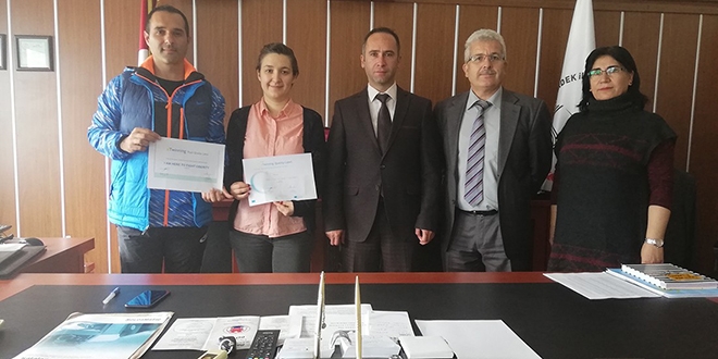 Erdek �mam Hatip Lisesi'ne 'Ulusal Kalite' �d�l�