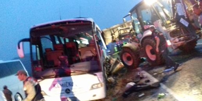 Kahramanmaraş'ta otobüs devrildi: 7 ölü, 24 yaralı