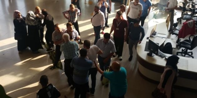 Hastaneyi savaş alanına çevirdiler: 2 personel yaralı