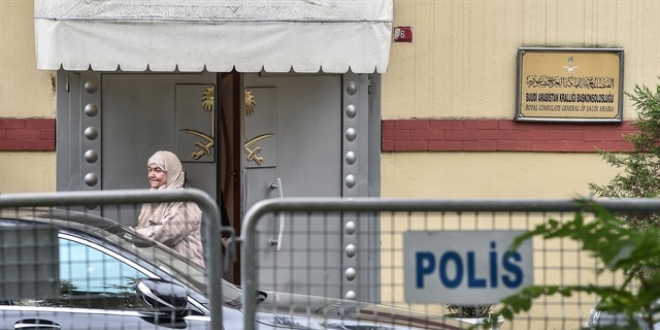 Ba�konsolosluk konutuna arama k�pe�i getirildi