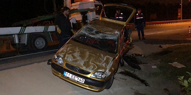 Emekli astsubay, trafik kazas�nda yaraland�