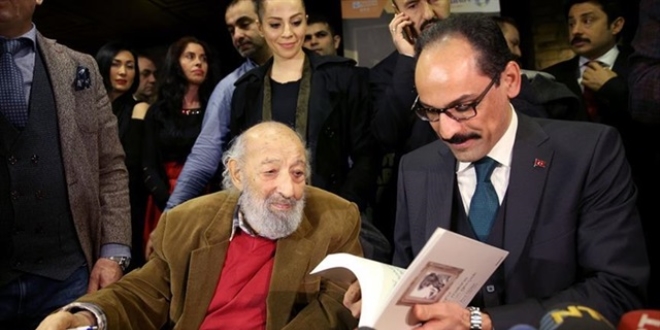 Usta fotoğrafçı Ara Güler hayatını kaybetti