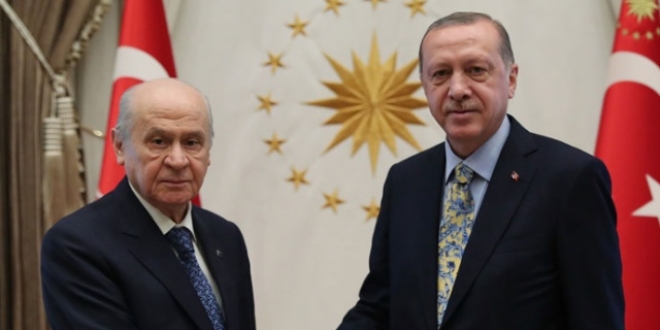 Bahçeli ikna oldu... Erken yaşta emeklilik rafa kalktı