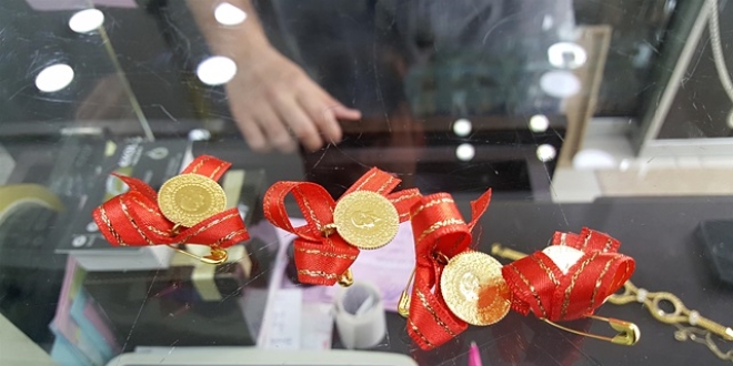 Dolardaki d���� alt�n� da etkiliyor