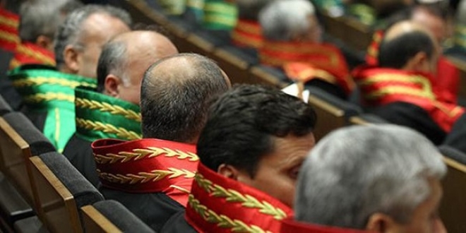 HSK'dan m�stesmir yetki taleplerine ili�kin duyuru