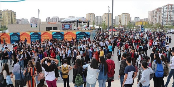 Diyarbakr Genlik Festivali'ne ilg youn