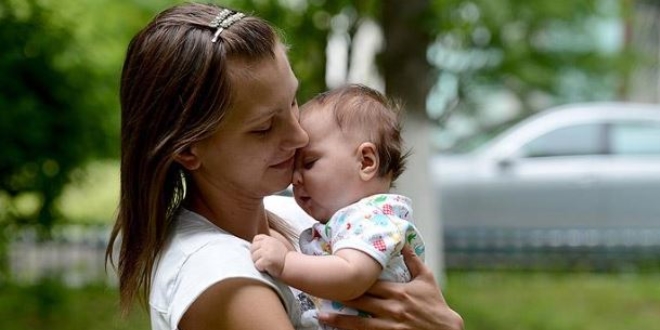 Anne s�t� alan bebekte l�semi riski y�zde 20 azal�yor