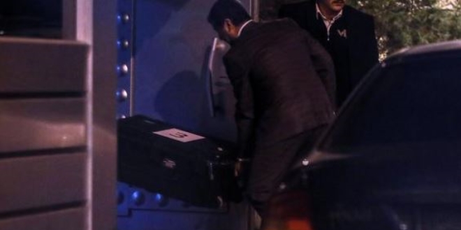 Suudi Arabistan konsoloslu�una valizler getirildi