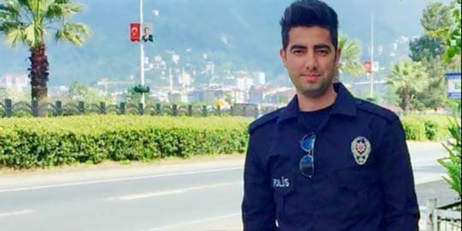 Kalp krizi geçiren polis memuru toprağa verildi