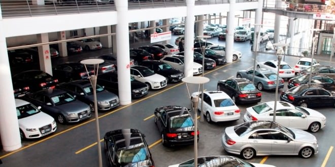 Kredi faizlerinin artmas� ikinci el otomobil piyasas�n� vurdu