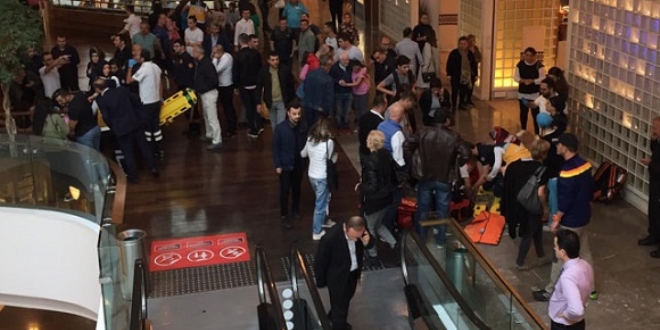 AVM'ye götürülen öğrenciler kabusu yaşadı