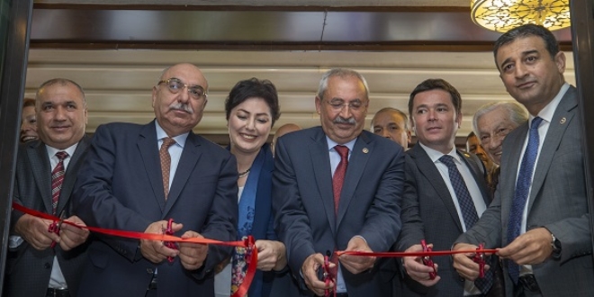 'Atat�rk'�n eczanesi' m�ze olarak a��ld�