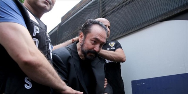 Adnan Oktar soru�turmas�nda 7 ki�i tutukland�