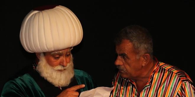 'Bizim kahramanmz Noel Baba deil, Nasreddin Hoca'dr'