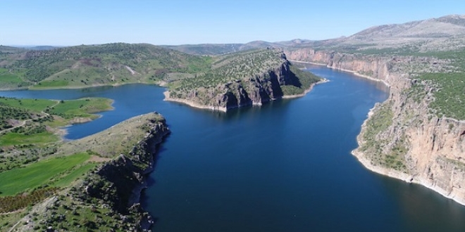 Fırat Nehri'nden 27 milyar dolar enerji geliri