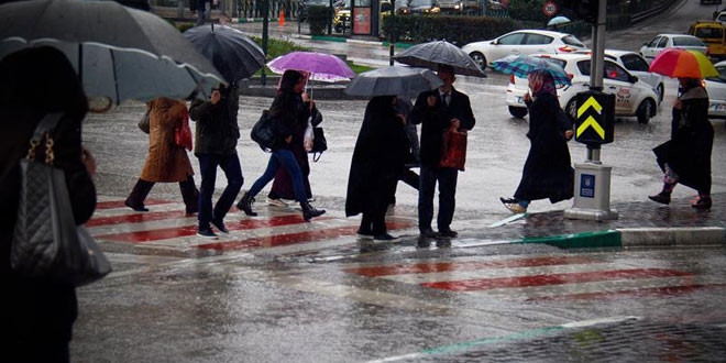 Meteorolojiden 3 il i�in kuvvetli ya��� uyar�s�