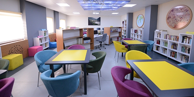 �orum belediyesi'nden 40 okula Z k�t�phane