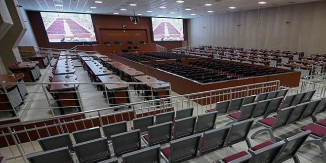 Hakkari'deki 32 kişinin yargılandığı darbe girişimi davası 17 Aralık'a erteledi