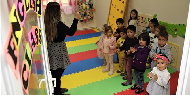 Van'da anaokulunda tam zamanlı İngilizce eğitim
