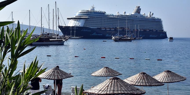 Turizm gelirinin 35,2 milyar dolara ula�mas� bekleniyor