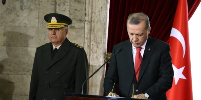 Cumhurbaşkanı Erdoğan Anıtkabir'de