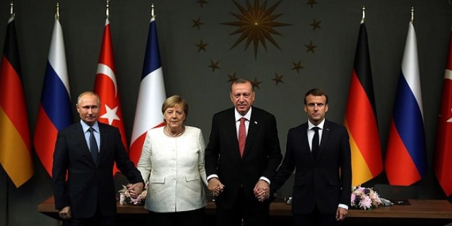 'Dörtlü zirve Türkiye'nin diplomatik zaferidir'