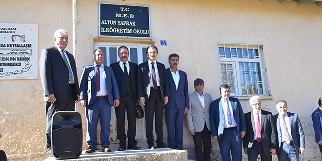 3 eğitim neferi, şehit edildikleri okulda dualarla anıldı
