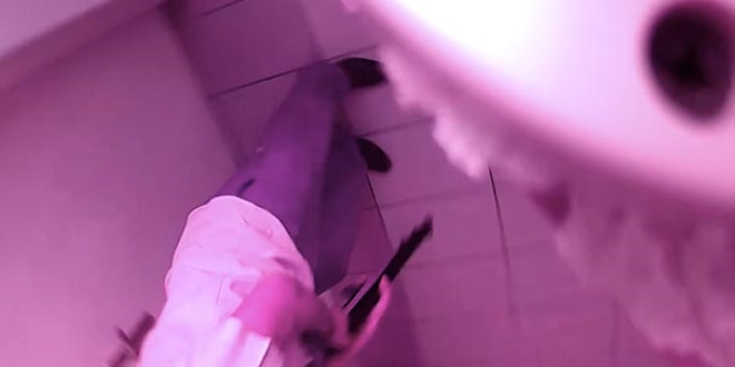 Darbeci üsteğmen, parçaladığı kamera tarafından kaydedildi