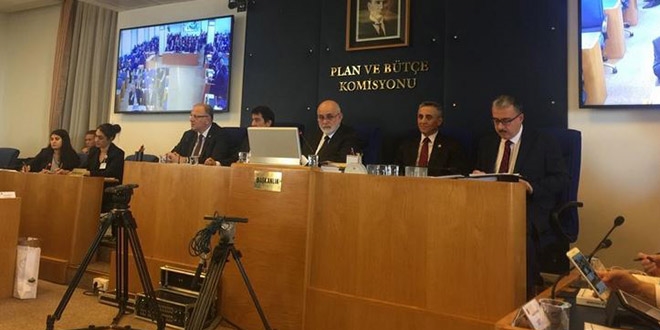 'Dar gelirlilerin geçim şartları giderek ağırlaşıyor'