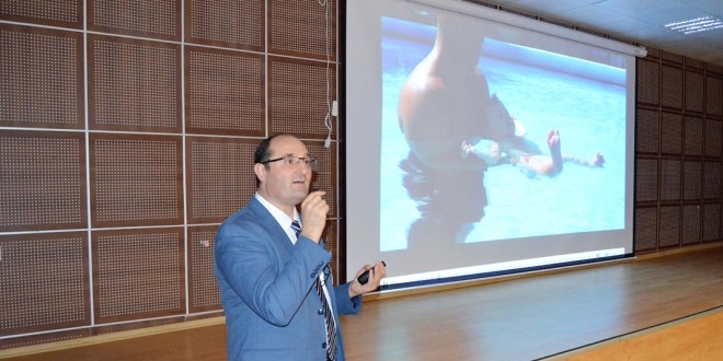 Başhekim ve eşi FETÖ'den gözaltına alındı